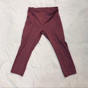 Lululemon Dusty Pink Crop Leggings - Size 8